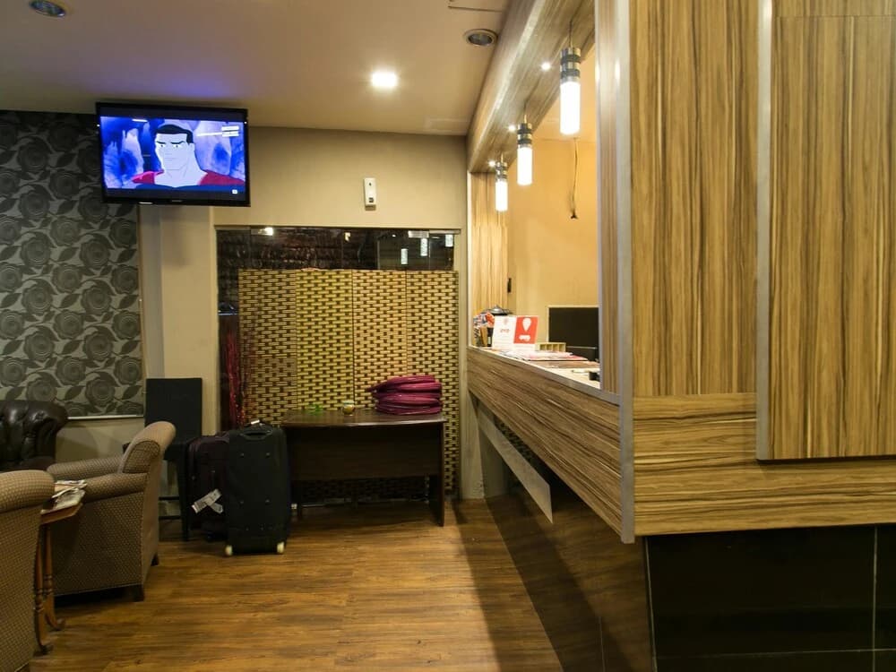 OYO 102 Sindbad Hotel - photo 11
