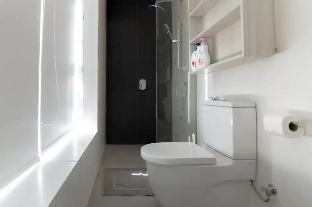 A Comfy & Bright 2BR Suasana Suite 6, Free Parking - photo 9