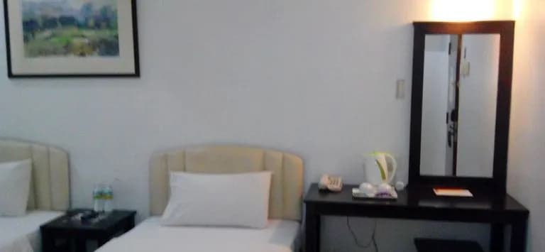 Hotel Seven - photo 6