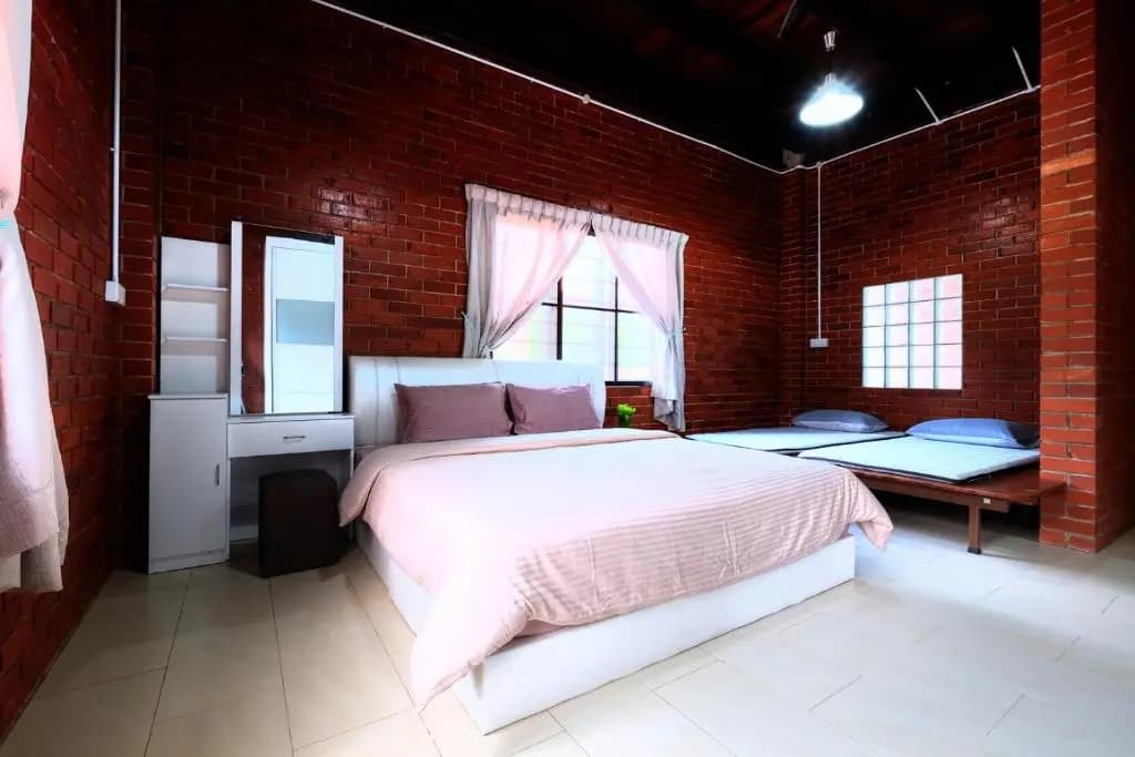 Red House the Garden Stay in Bukit Tinggi by PLAY - photo 2