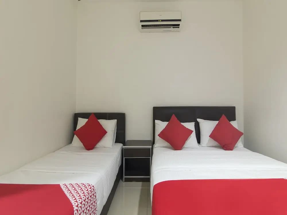 OYO 44072 Mines Cempaka Hotel - photo 3