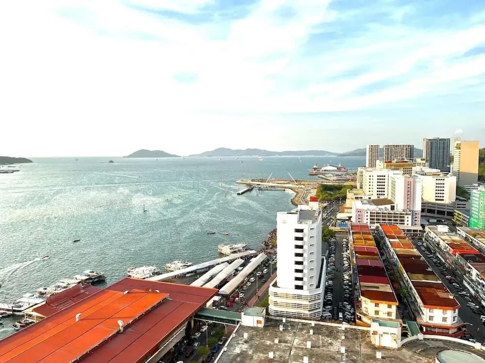 Covesign Suite, The Shore Kota Kinabalu - photo 19