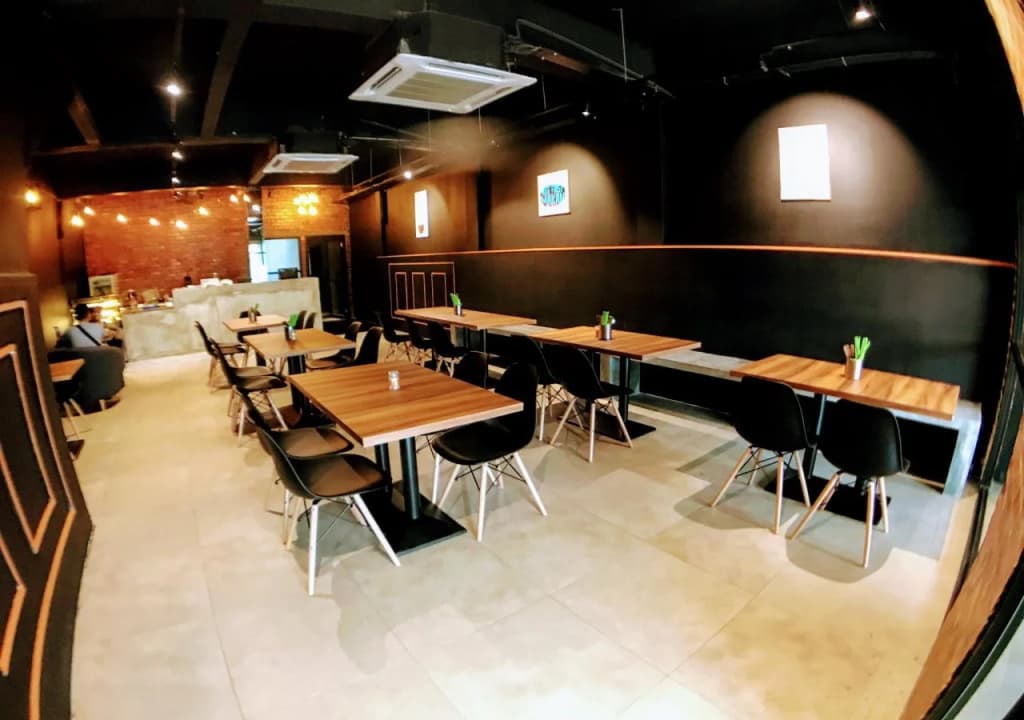Lux Private Hotel - photo 10