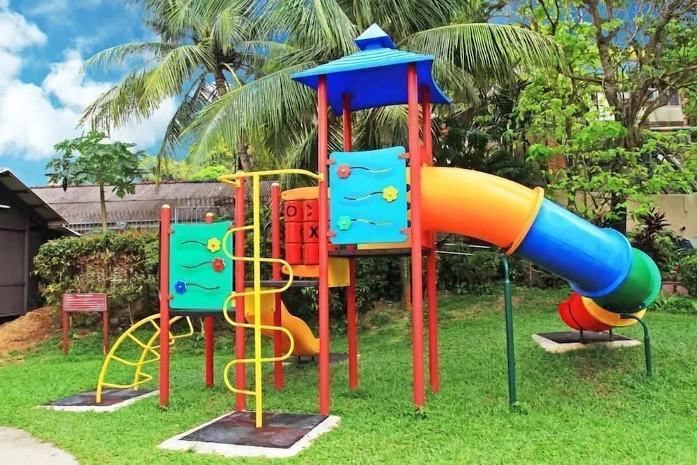 Expats Nook Beach Resort - photo 13