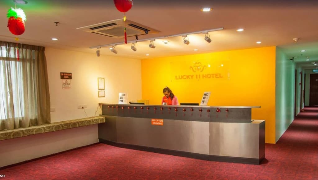 Lucky 11 Hotel - photo 25
