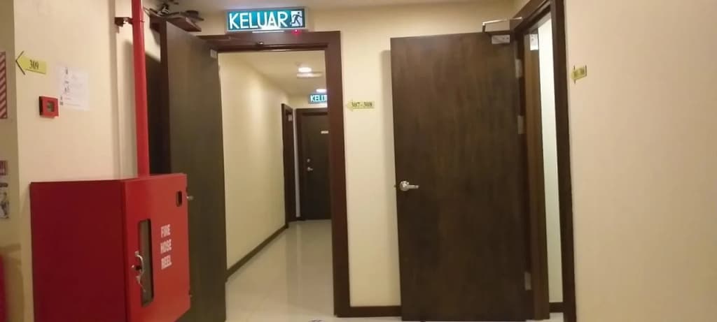 Transit Hotel - photo 8