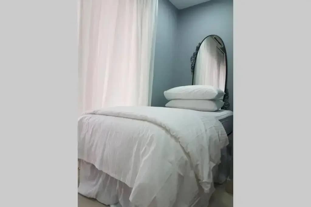 Private studio at Bukit Jelutong - photo 2