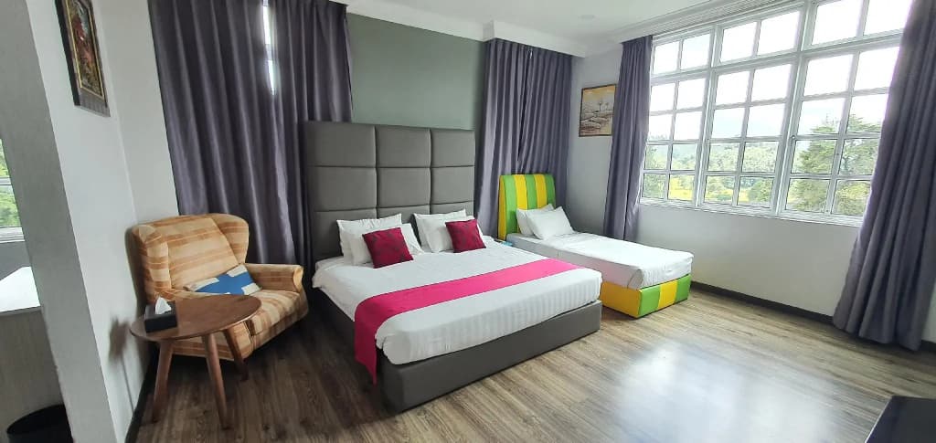 Smurf Inn Homestay - photo 26