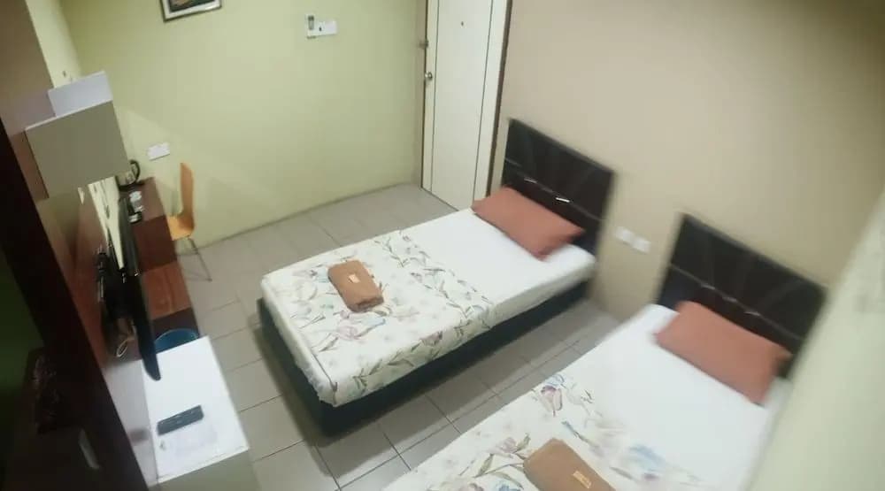 Aira Hotel - photo 2