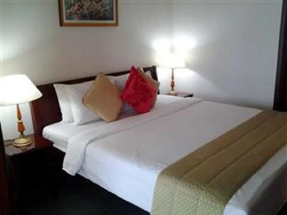 Puncak Erskine - main photo
