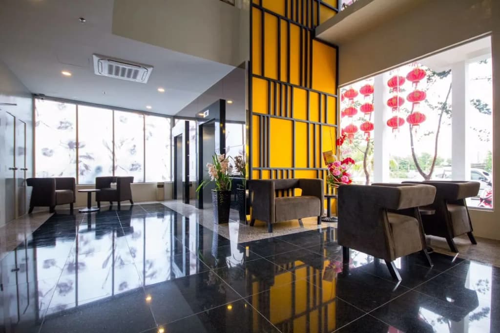 OMG Hotel - photo 9