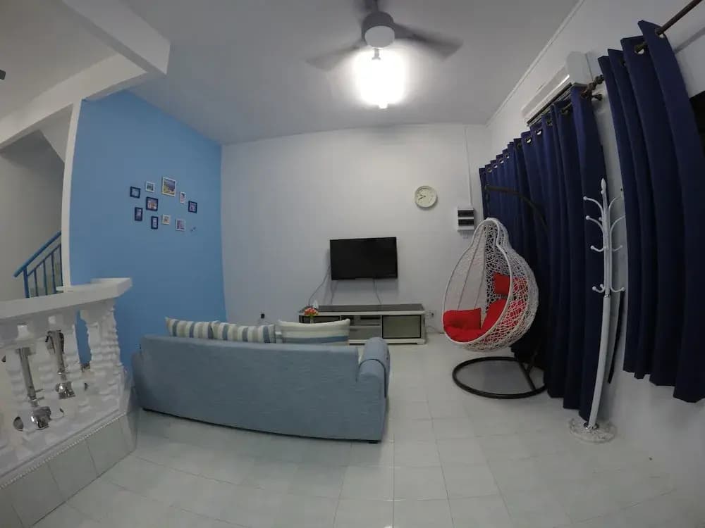 Little Blue House Kemaman - photo 15