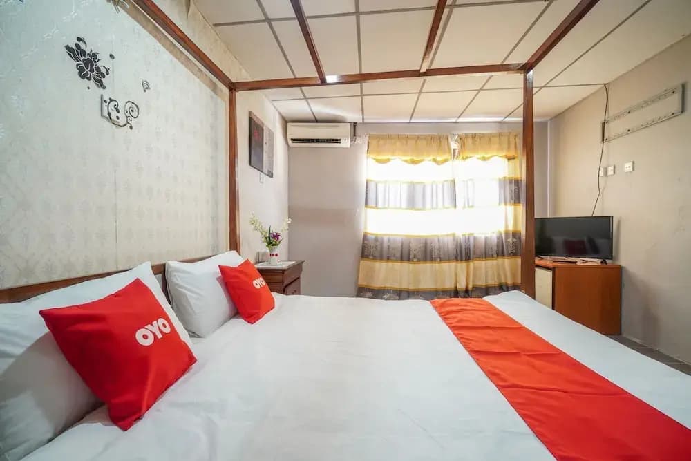 DJ Hotel Lumut by OYO Rooms - photo 3