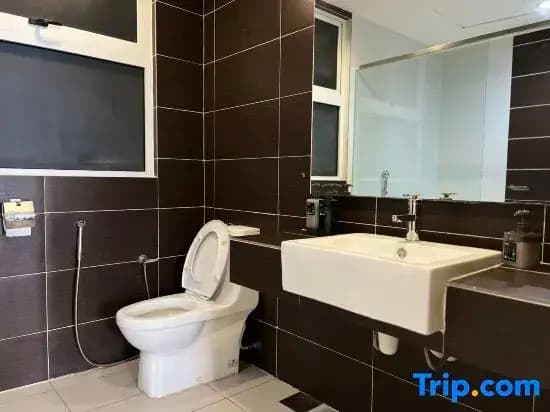 【Encorp Marina】P. Harbour/Harbour View (1BR1B) 2px - photo 1