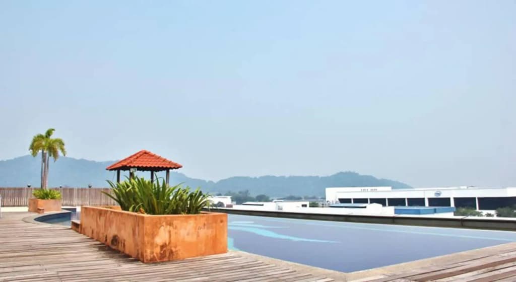 The Krystal Suites Penang - photo 10