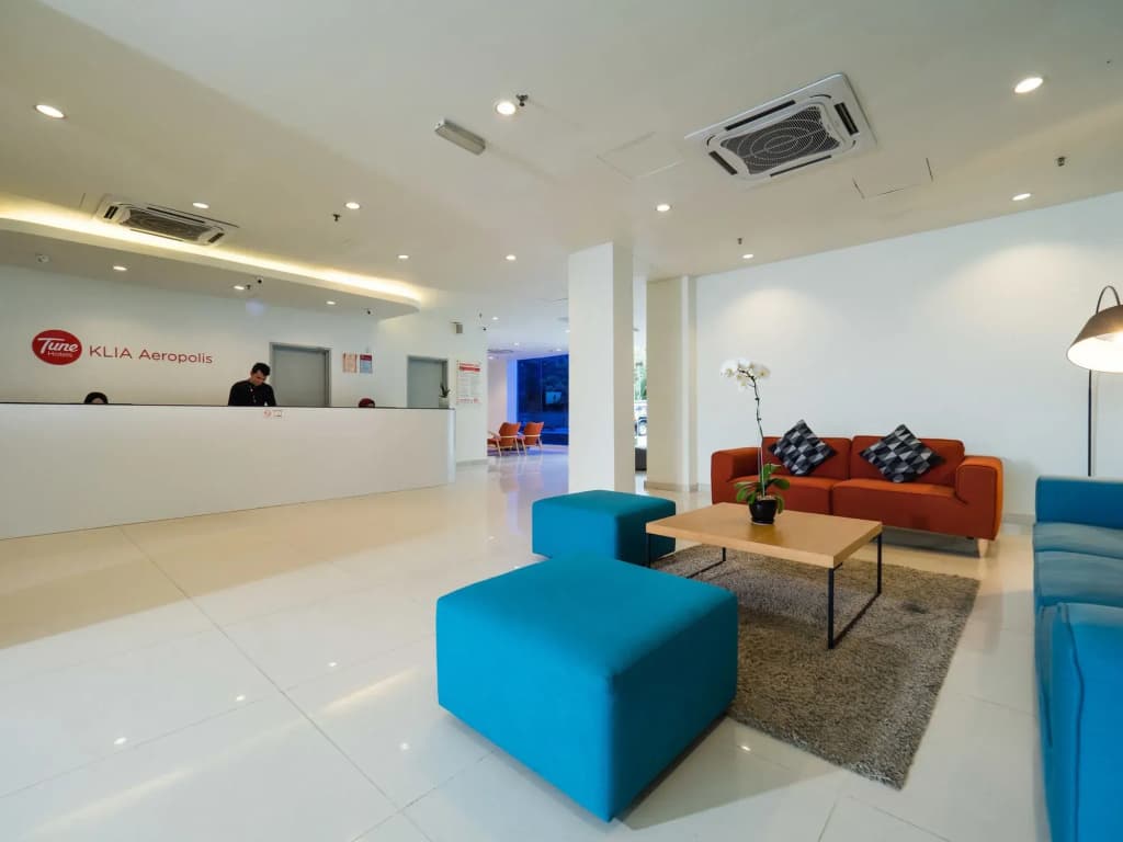 Tune Hotel KLIA Aeropolis - photo 30