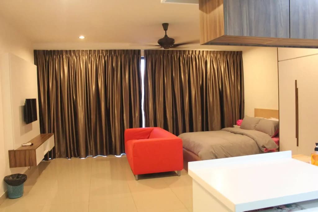 De Houz - Trefoil Setia Alam Home Stay - photo 6