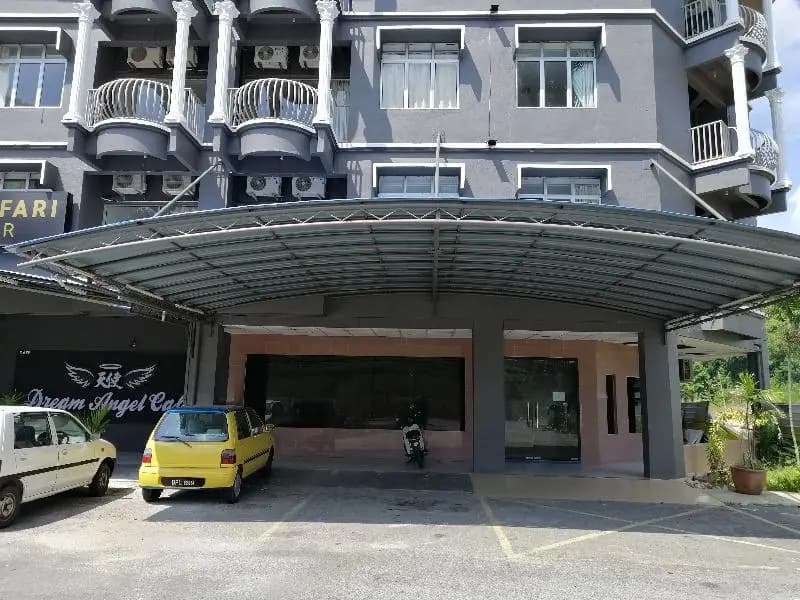 Safari Hotel by OYO Rooms - photo 11
