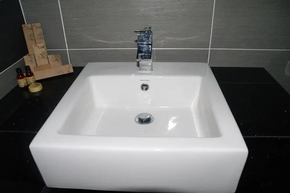 D'Esplanade City View Apartment - photo 8