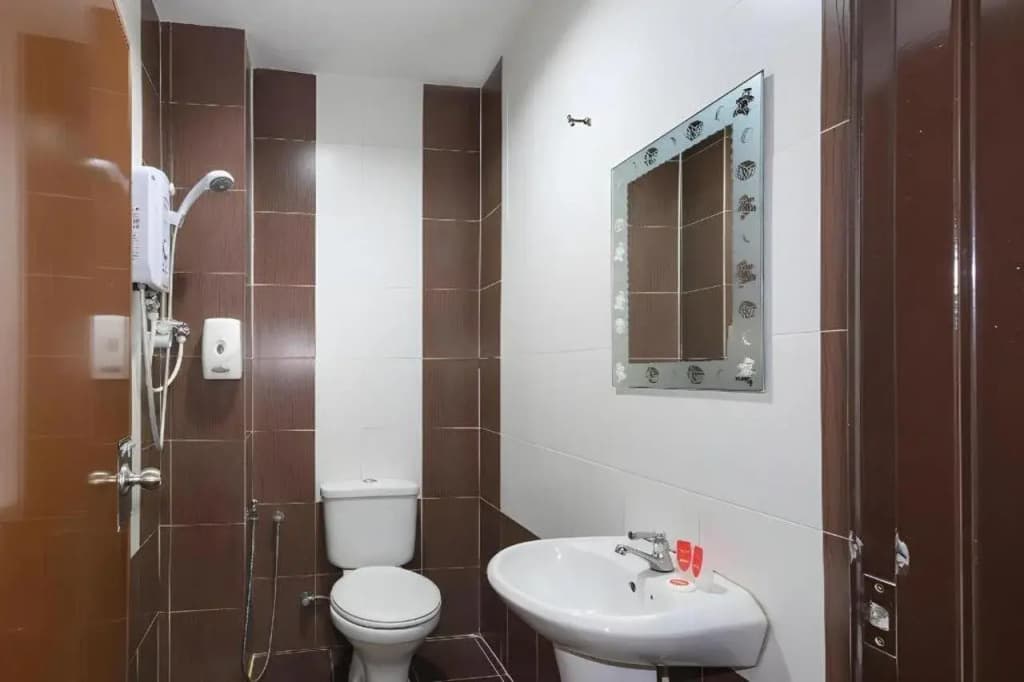 Super OYO Capital O 812 Hotel SMC Seksyen 13 - photo 7