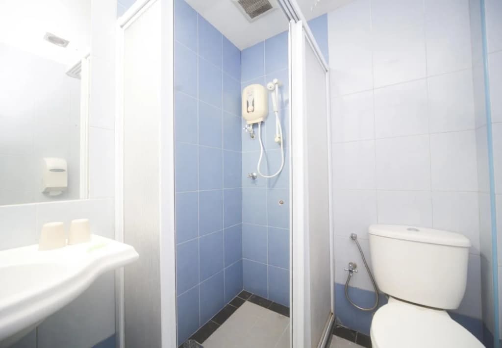 Sandakan Central Hotel - photo 23