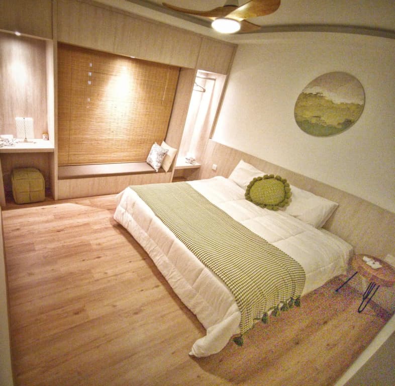 One Life Four Season Waterpark Guest House Manhattan Condominium - photo 3