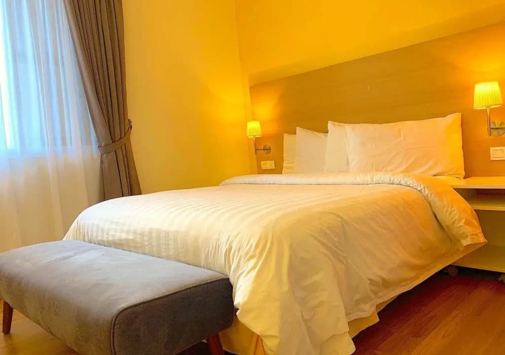 iStay Hotel - photo 2