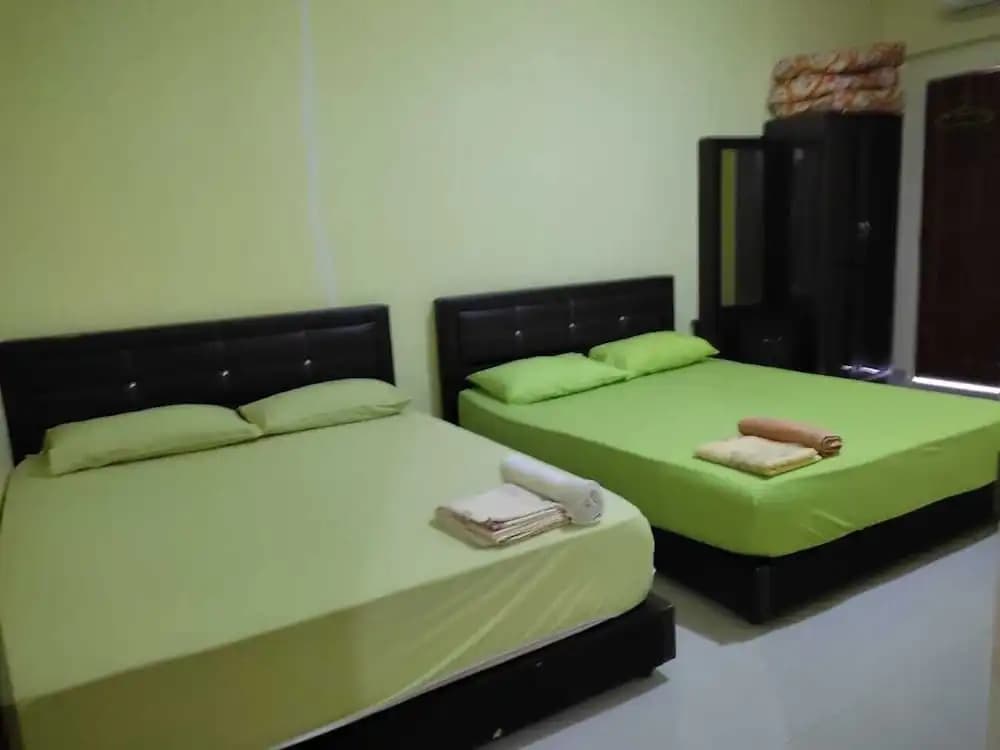 OYO Homes 90600 Ummi Chalet Dungun - photo 5