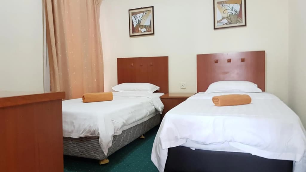 Marina Court 3Bilik2Tandas Apartmen Tengah2 Bandar Maksimum 10 Org Termsk Kanak2 1 Parkir Percuma 2 Kolam Besar - photo 13