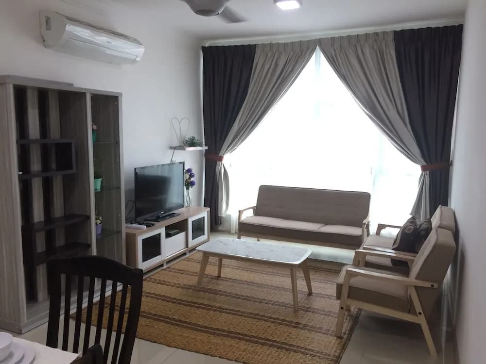 Lawang Suite 2 Bedroom Standard Apartment 2 - photo 14