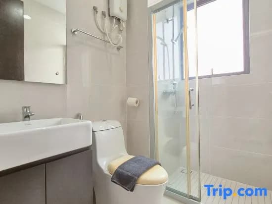 [Direct access to Mall Spacious 3 Rooms for 8 pax] - photo 2