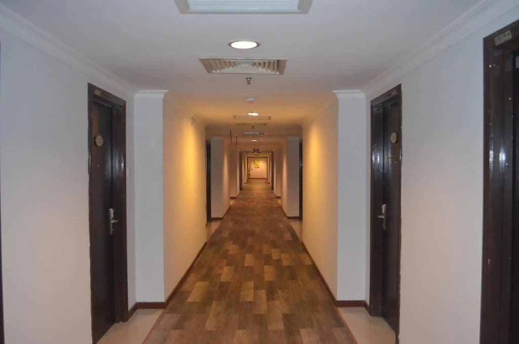TD Plaza Hotel - photo 11