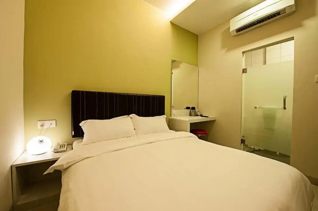 Seven Boutique Hotel - photo 17