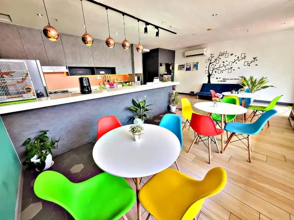 Lok 10 Guesthouse - photo 5