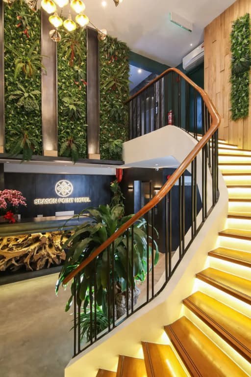 Season Point Hotel - photo 9