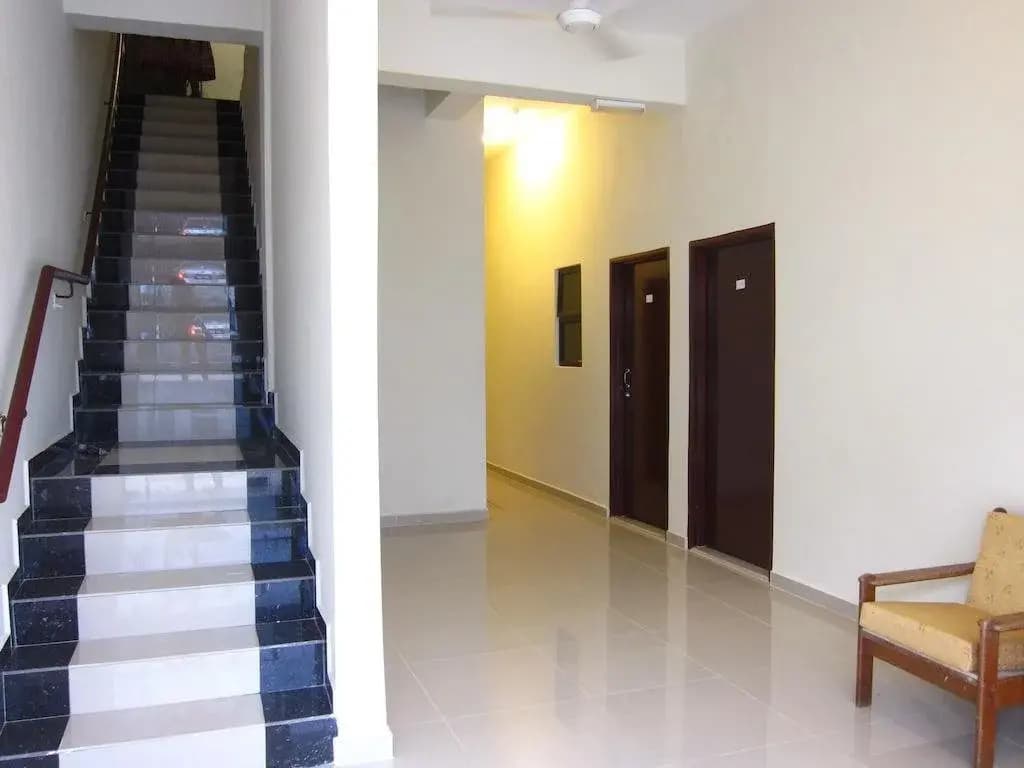 SB Hotel - photo 8