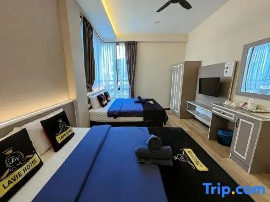 Hotel Lavie at Centrum - photo 2