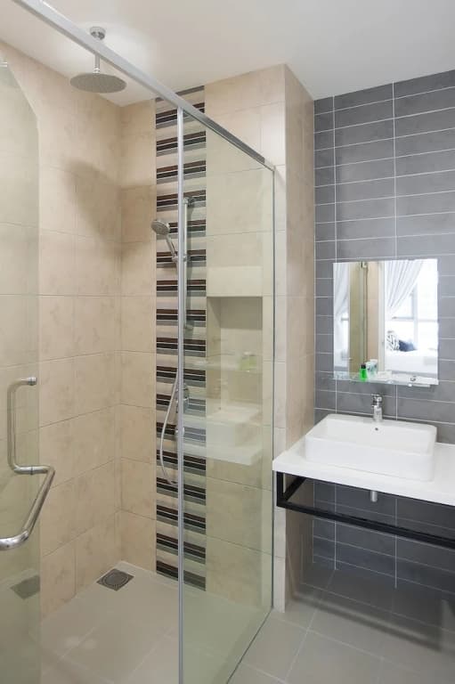 R1 Bright 2BR - 8 min Bkt Bintang - Infinity Pool - photo 5