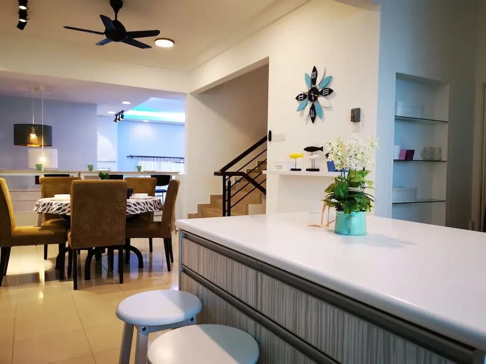 Penang Island Lodge Tanjung Bungah - photo 13