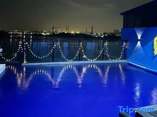 Santorini 3000sqft Townvilla, rooftop BBQ, 5BR, 13pax - photo 7