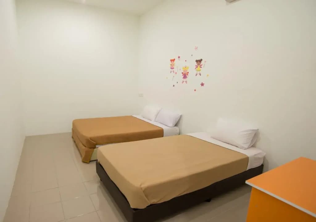 Malabar Inn - photo 2