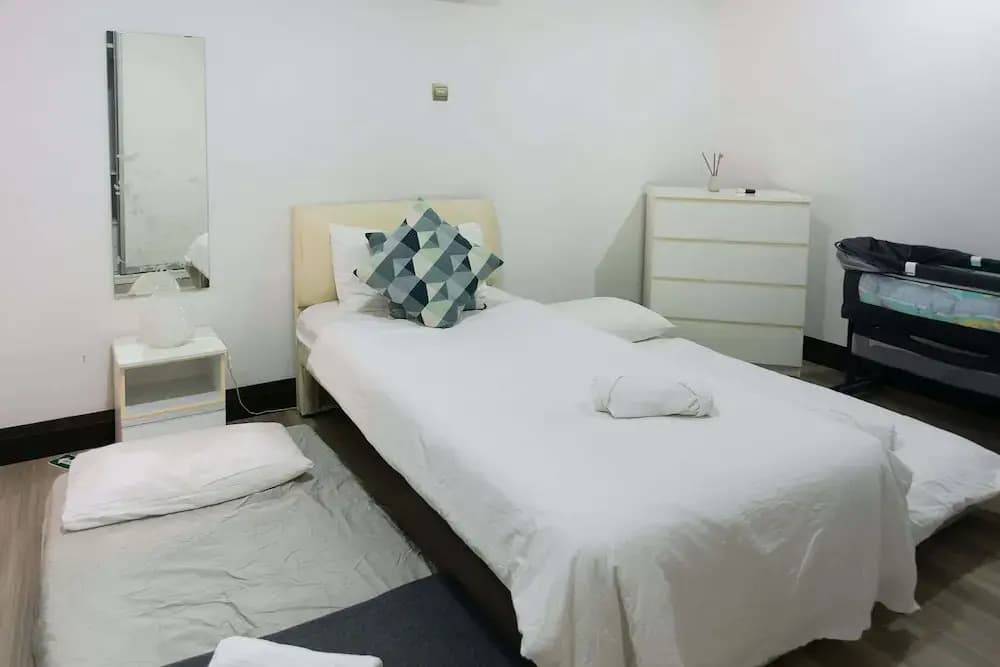 Spacious Luxury 6BR Home in Kemensah, KL - photo 30