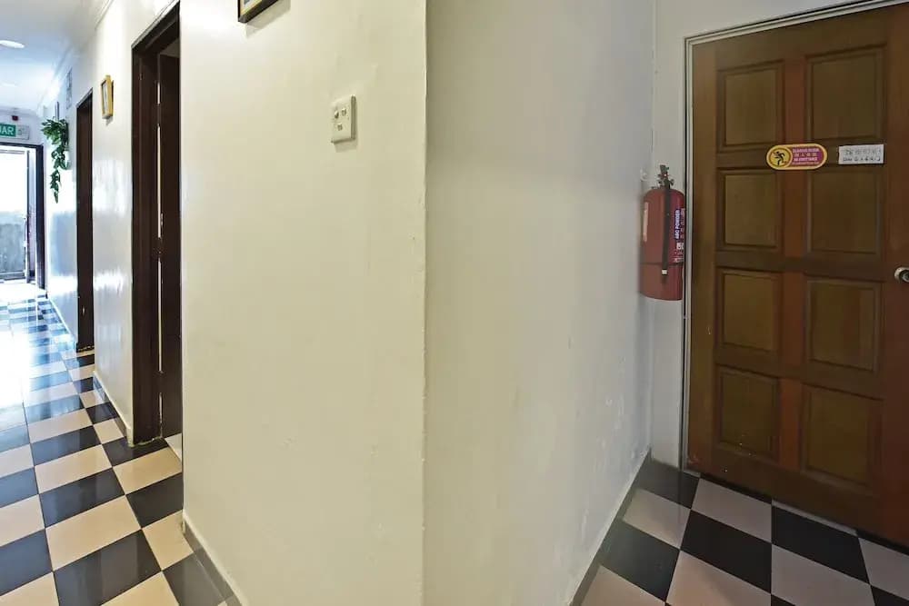 OYO 90806 Rumah Tumpangan Laut Selatan - photo 14