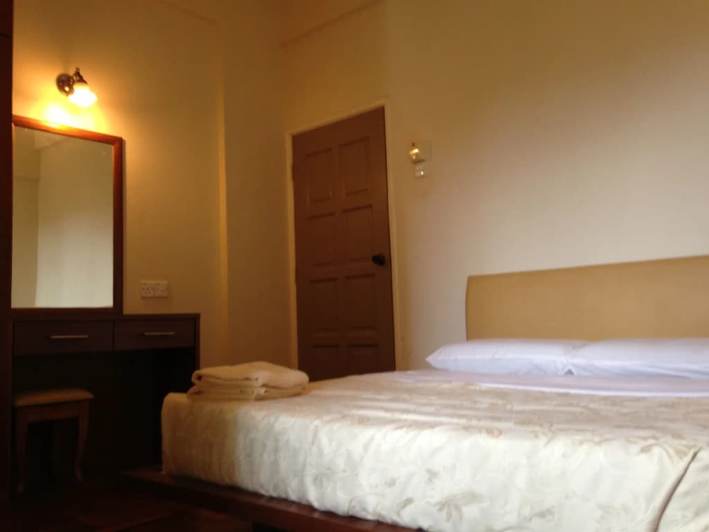 Designer Suite Apartment - photo 3
