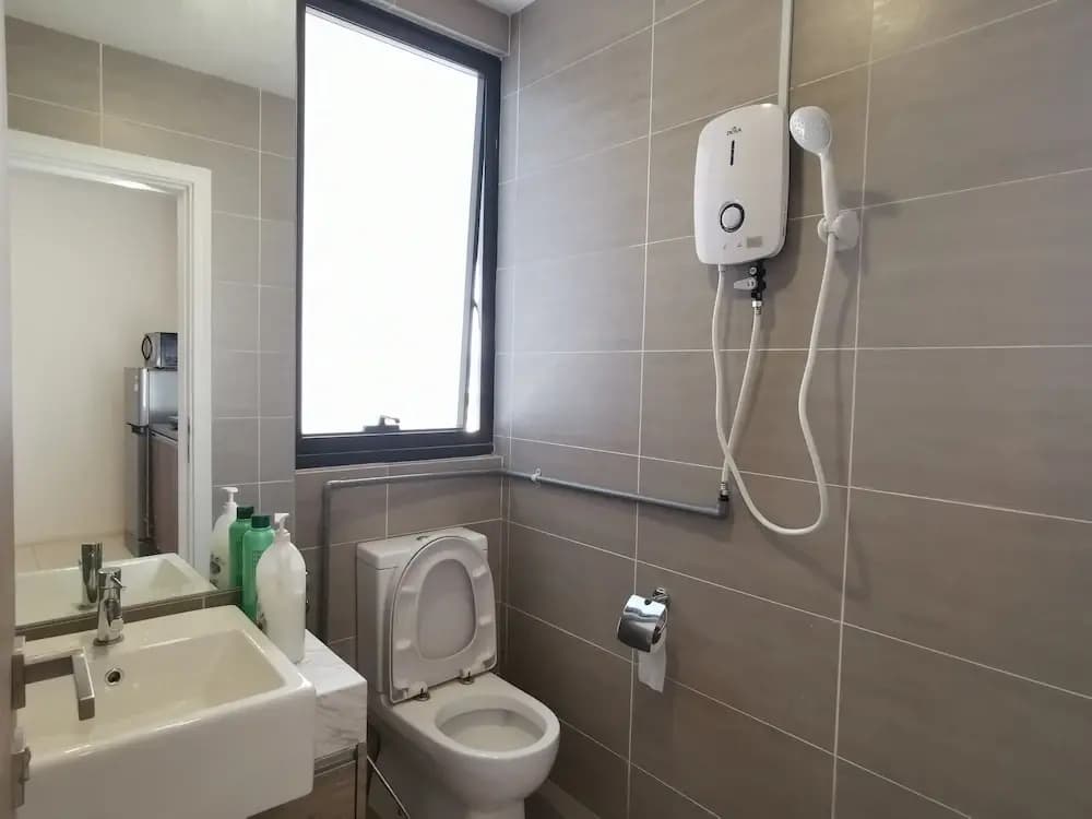 Eminent Suite at ICON City - photo 7