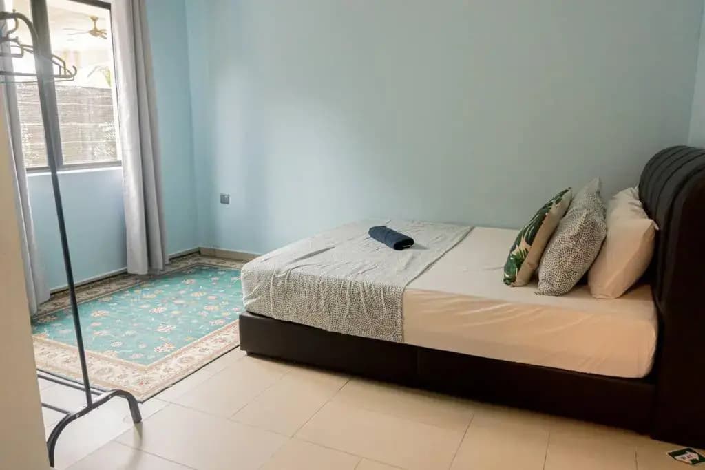 2 Storey Semi-D Homestay Nilai and KLIA, F1 Sepang with Pool - photo 4