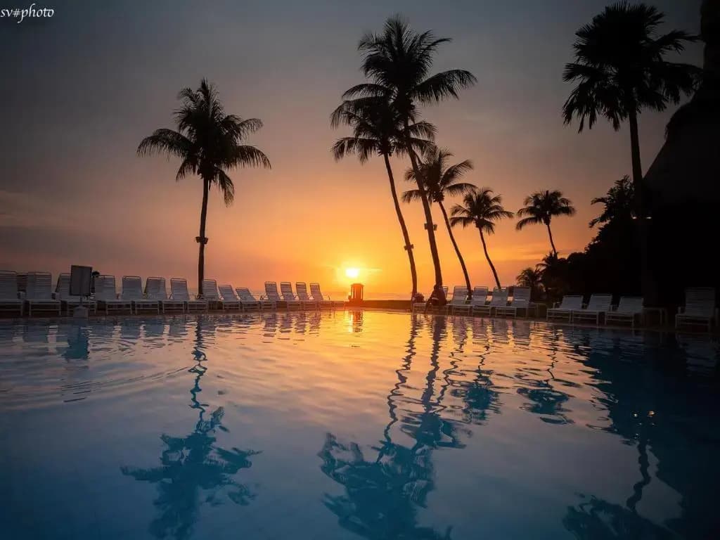 Lovely 1-bedroom condo with pool - photo 10
