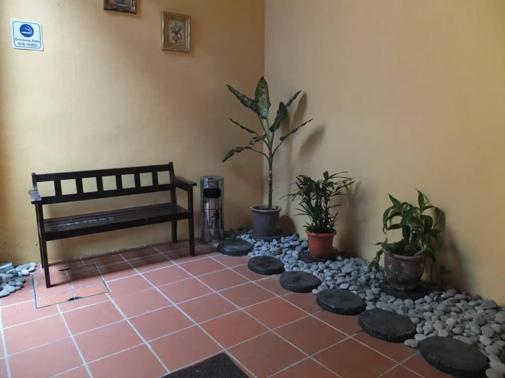 Muntri House - Hostel - photo 14
