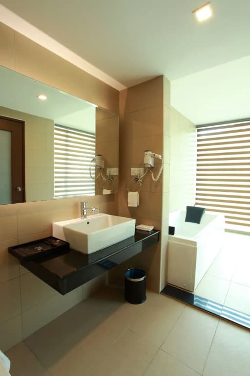 Symphony Suites - photo 40