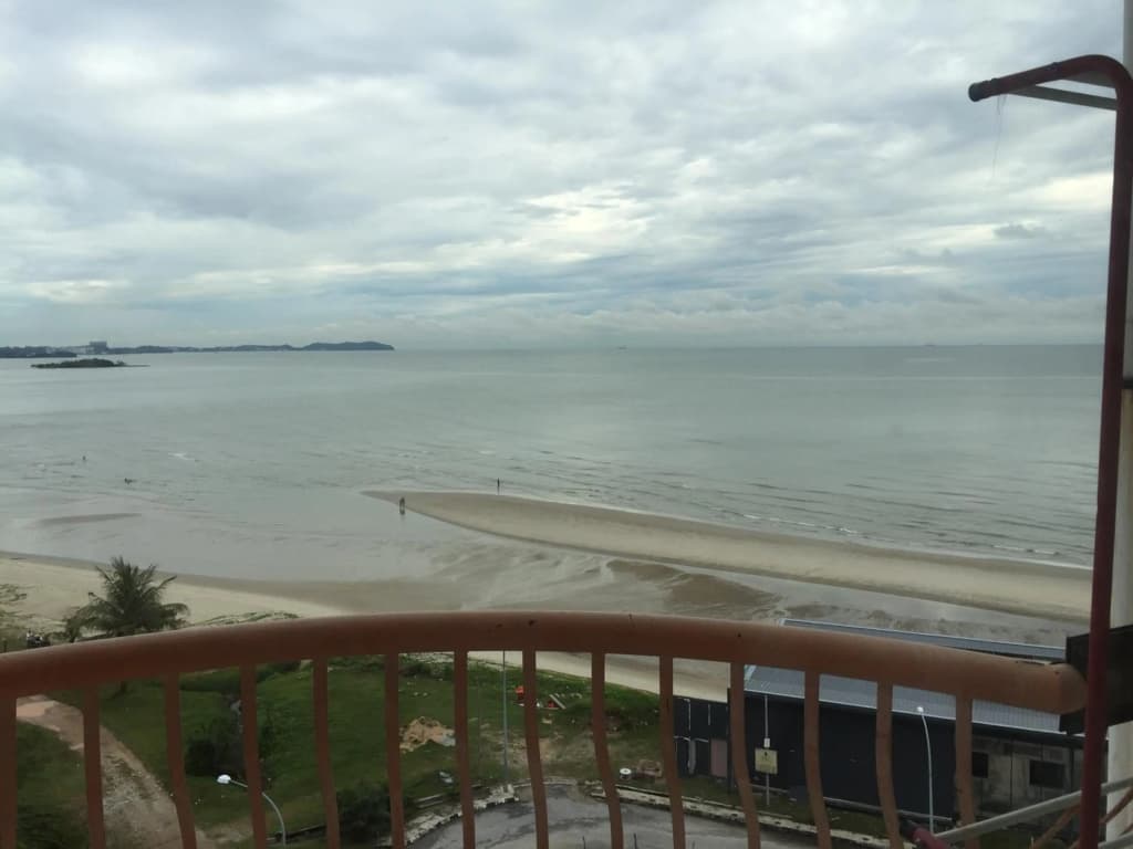 OYO Home 90398 Sunshine Bay Resort Port Dickson (private Condo) - photo 5